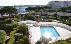 Studio Le Pharo, plage, piscine, centre port